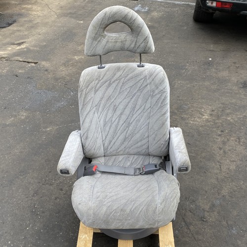 Captain seat swivel type see - captain,