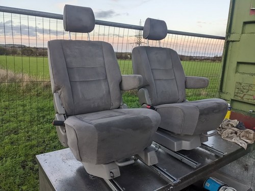 Swivel captain seat grey - swivel,