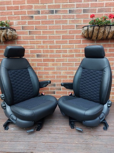 Captain swivel seats - swivel,