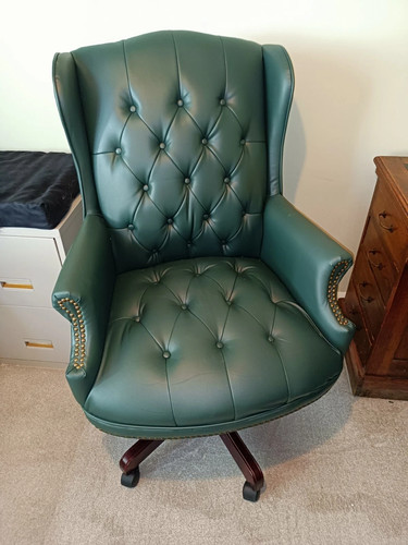 Directors chesterfield antique - chesterfield,